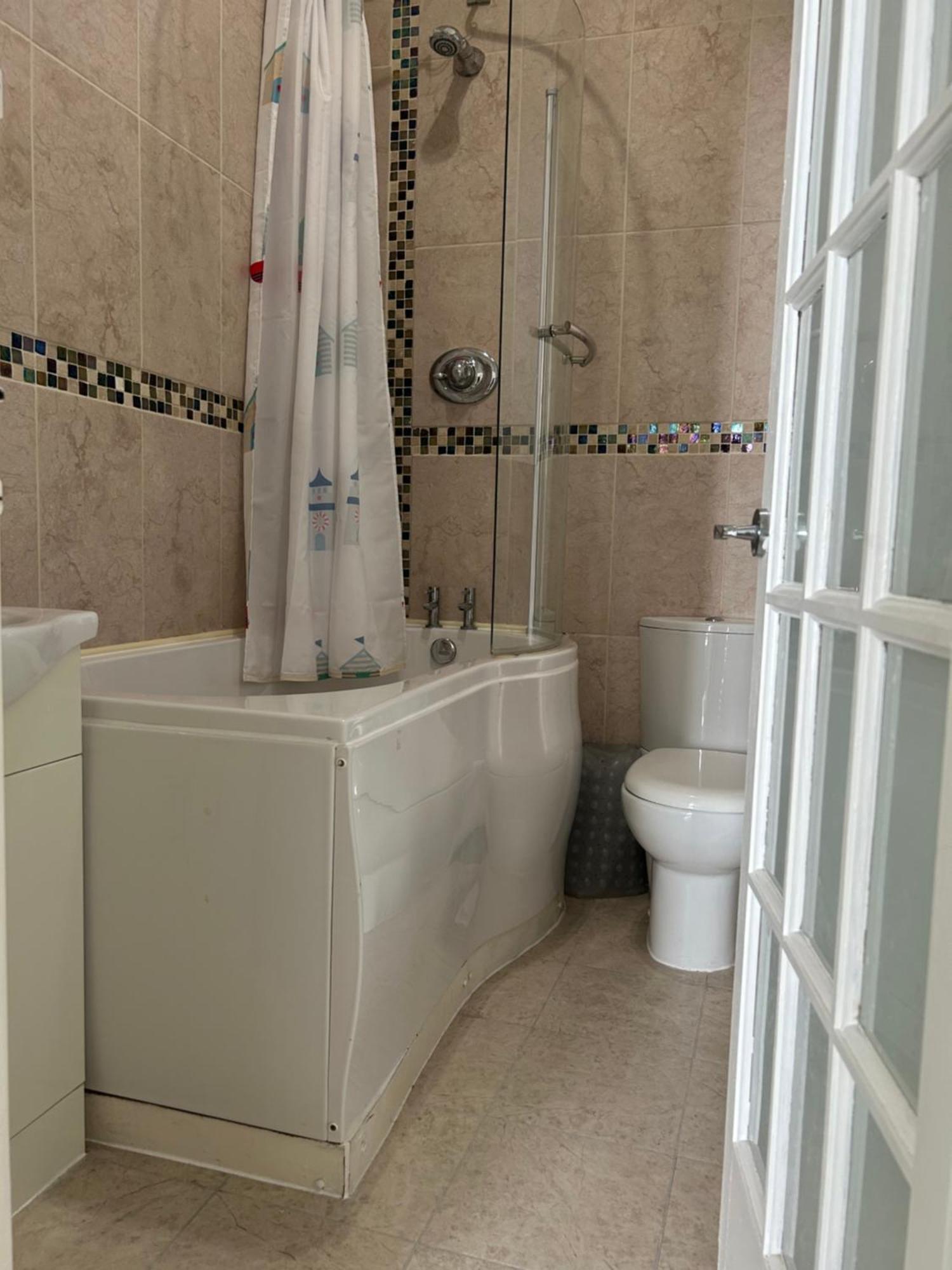 Amberlea Apartment Суонидж Экстерьер фото